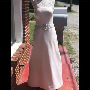 Elegant plus size wedding gown.